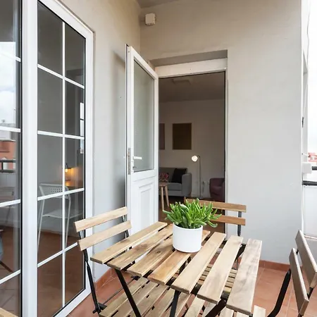 Apartment Home2book Design Apart Cruz Center